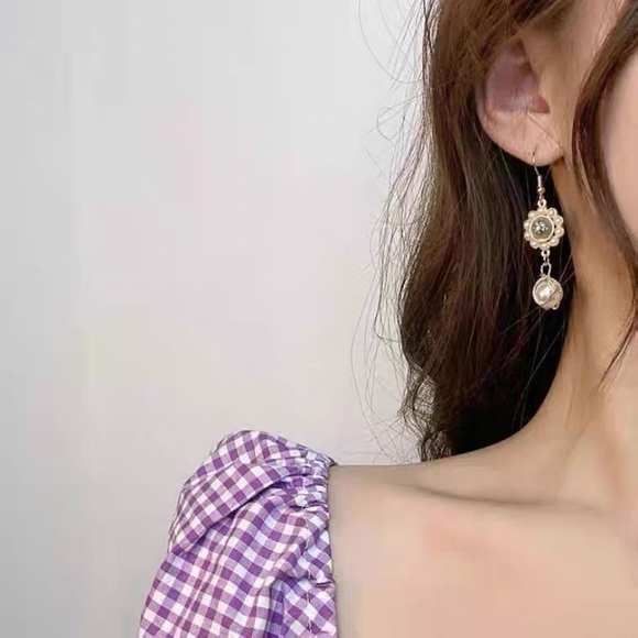 ❤️‍🔥𝕤𝕒𝕝𝕖❤️‍🔥 crystal baroque pearls earrings - Picture 6 of 13